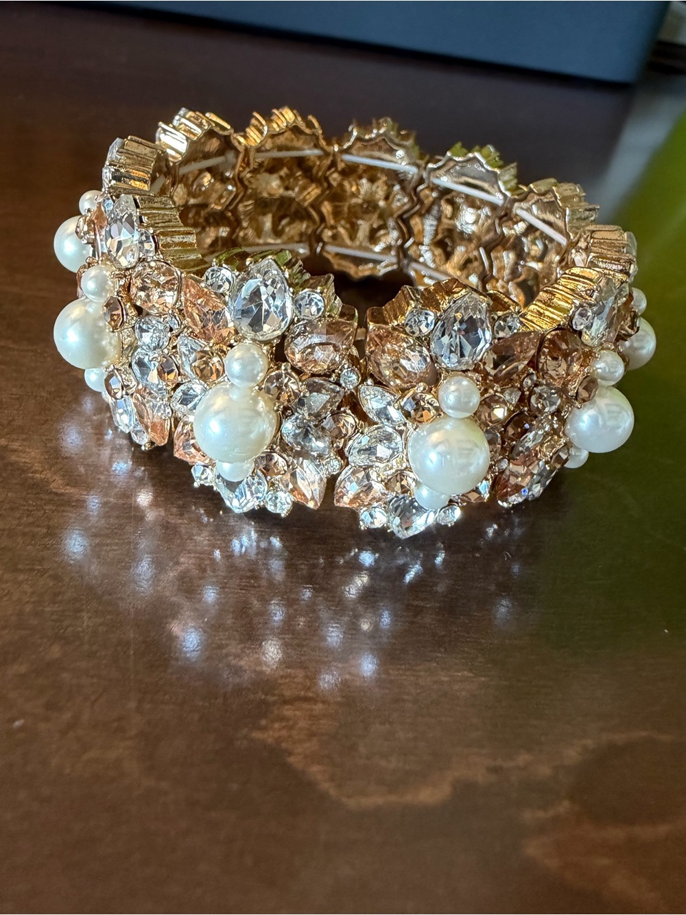 Gold Tone Faux Pearl and Crystal Stretch Bracelet